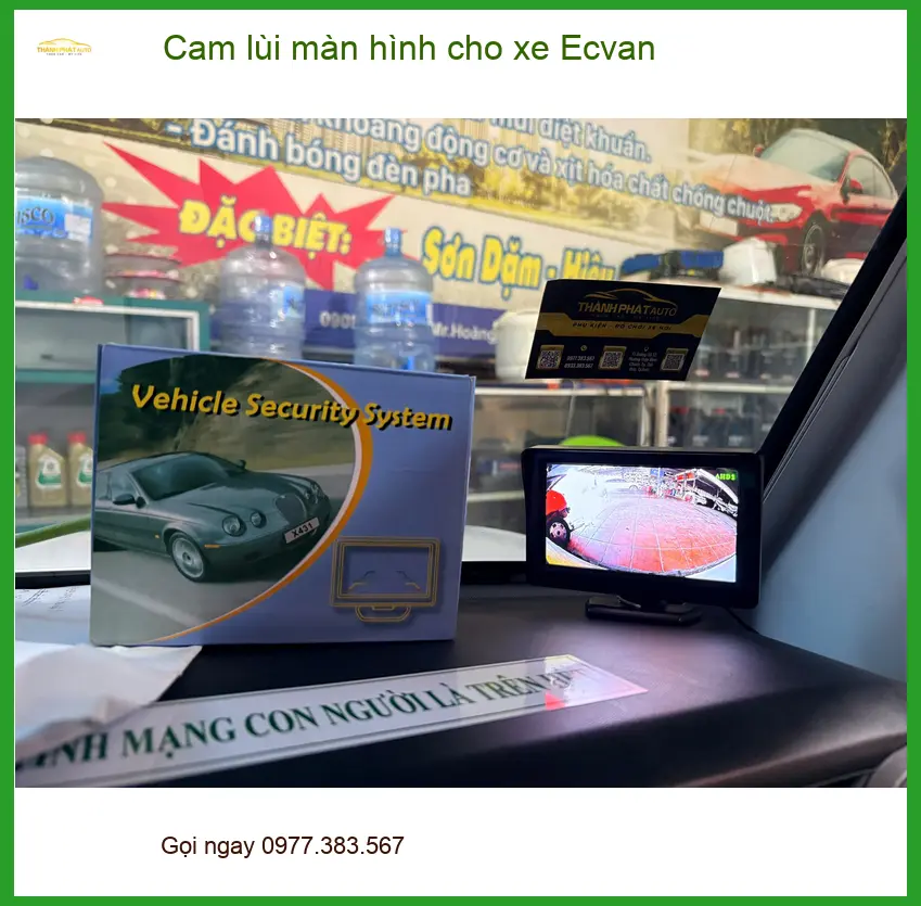 Chú Thọ lắp cam lùi màn hình cho xe Ecvan tại Quận 10 vì khó đậu xe ảnh thực tế 4