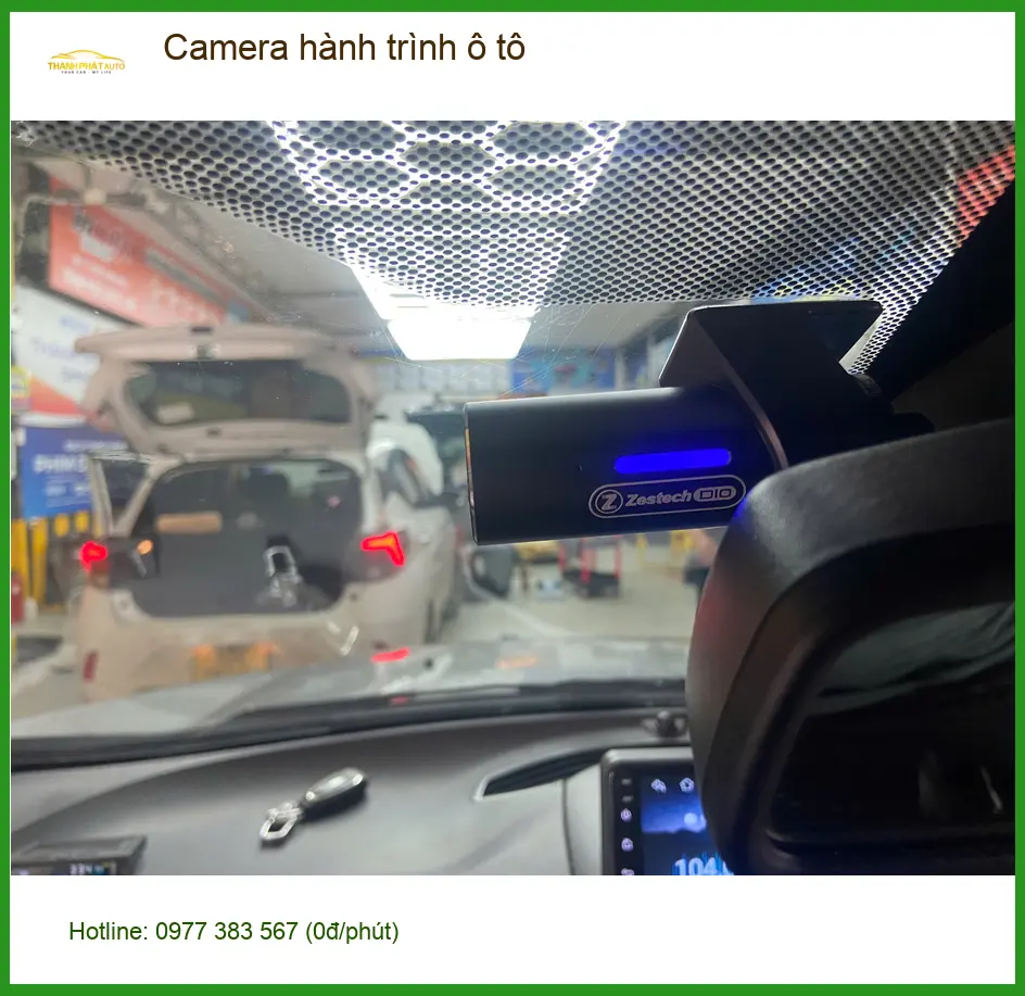Chị Yến lắp Camera hành trình ô tô Hyundai Accent tại Hóc Môn an tâm lái xe ảnh thực tế 3
