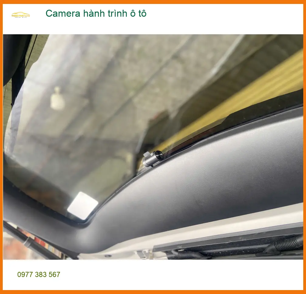 Anh Đức Tùng lắp Camera hành trình ô tô tại Quận Huyện Nhà Bè ảnh thực tế 2