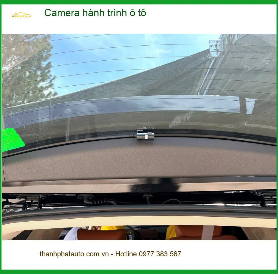 Anh Tùng lắp Camera hành trình Honda CR-V tại Thủ Đức để lái xe an toàn ảnh thực tế 2