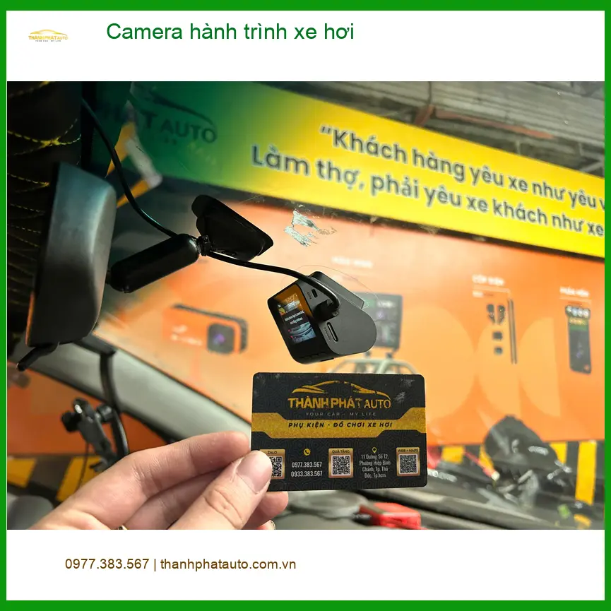Chị Thảo lắp camera hành trình xe hơi cho Hyundai Accent tại Quận 9 ảnh thực tế 2