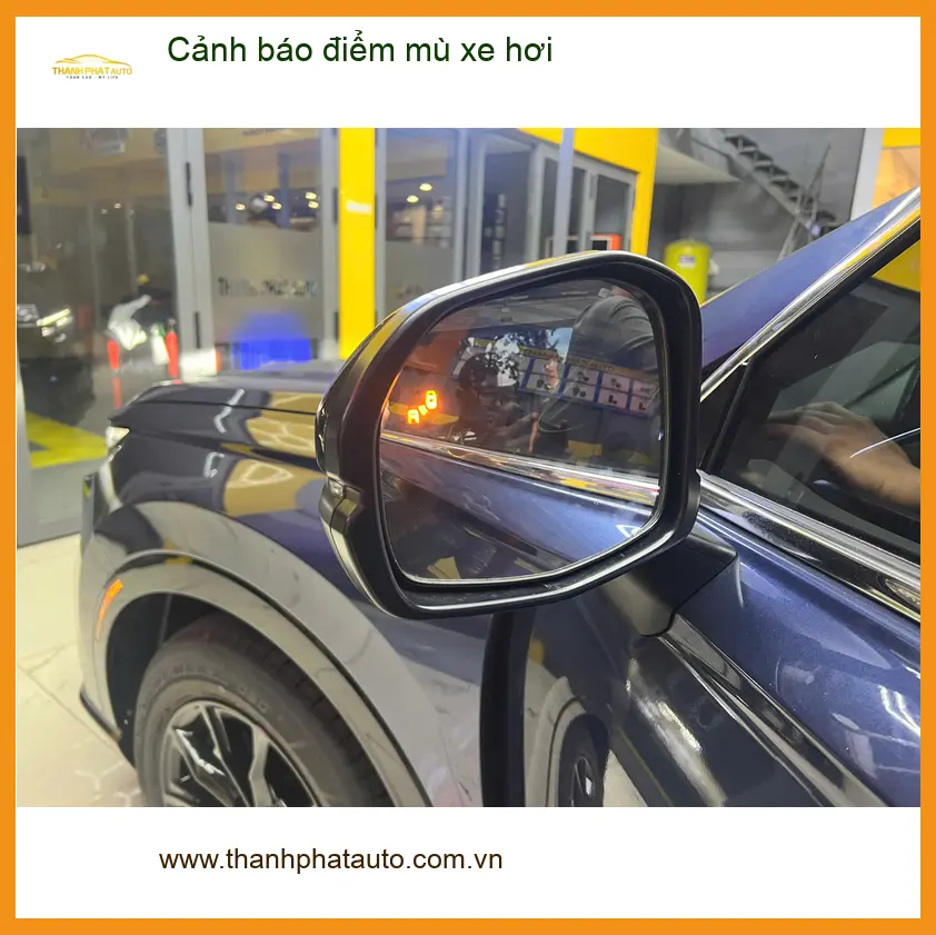 Chị Thảo lắp cảnh báo điểm mù cho Hyundai Kona tại Quận 8 an toàn hơn khi chuyển làn ảnh thực tế 3