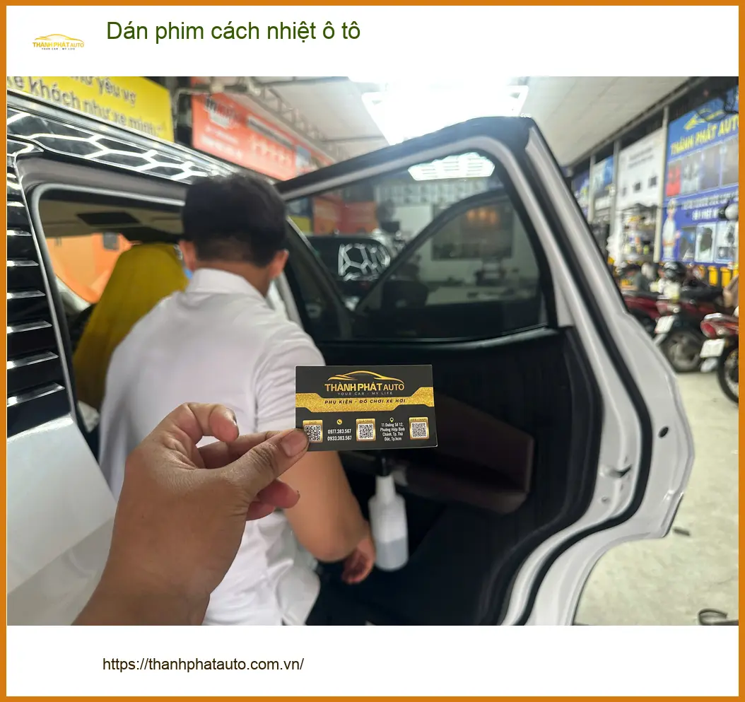 Chị Thảo dán phim cách nhiệt Hyundai Accent tại Quận 3 chống nóng ảnh thực tế 2