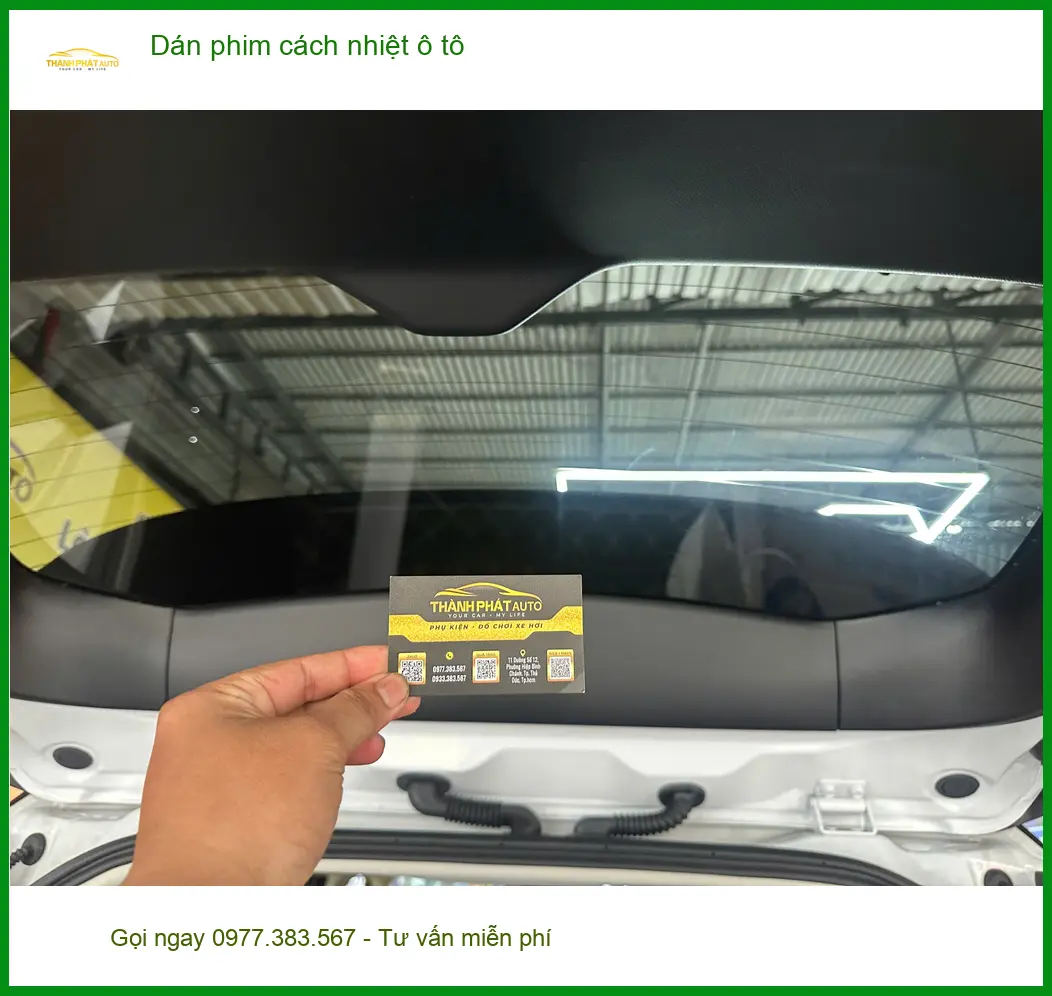 Chị Thảo dán phim cách nhiệt Hyundai Accent tại Quận 3 chống nóng ảnh thực tế 5