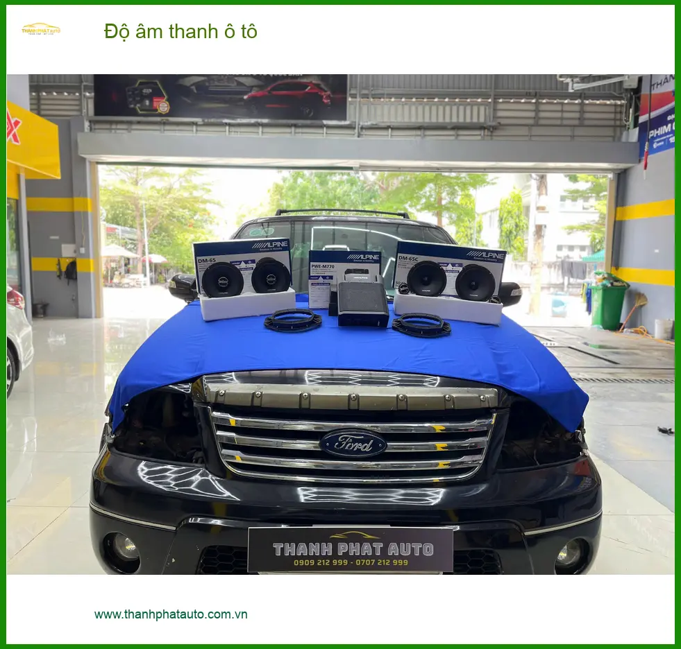 Anh Tấn độ âm thanh ô tô cho Honda HR-V tại Quận 4 để nghe nhạc chất lượng hơn