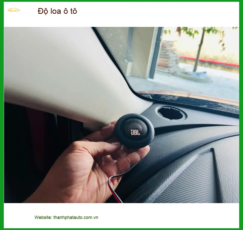 Anh Lộc độ loa ô tô cho Honda Civic tại Quận 8 để có âm thanh sống động hơn ảnh thực tế 5