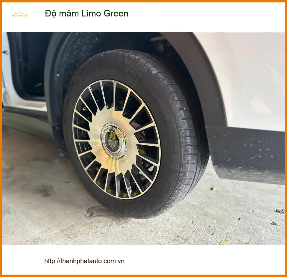 Anh Quang độ mâm Limo Green cho Honda CR-V ở Quận Phú Nhuận để xe cá tính
