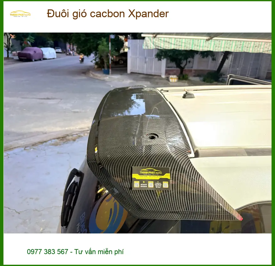 Anh Tùng độ đuôi gió cacbon Xpander tại Quận Tân Phú để xe trông thể thao hơn