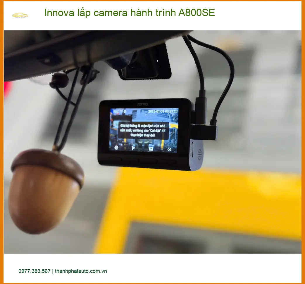 Anh Tùng lắp camera hành trình A800SE cho Innova tại Quận 9 vì lo bị phạt nguội ảnh thực tế 2