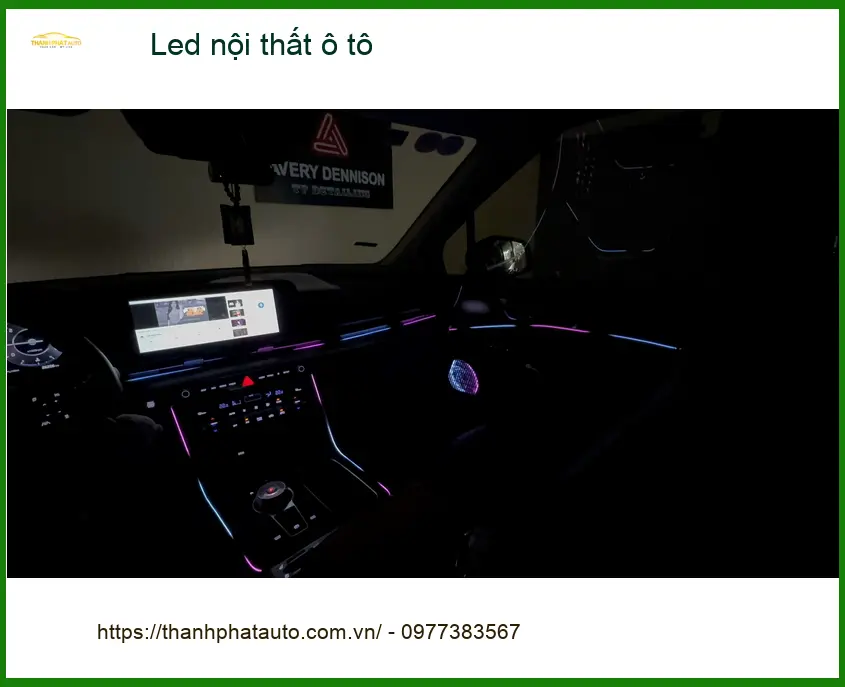 Anh Khải lắp Led nội thất ô tô cho Hyundai Elantra tại Quận 3 để không gian xe thêm phần đẳng cấp