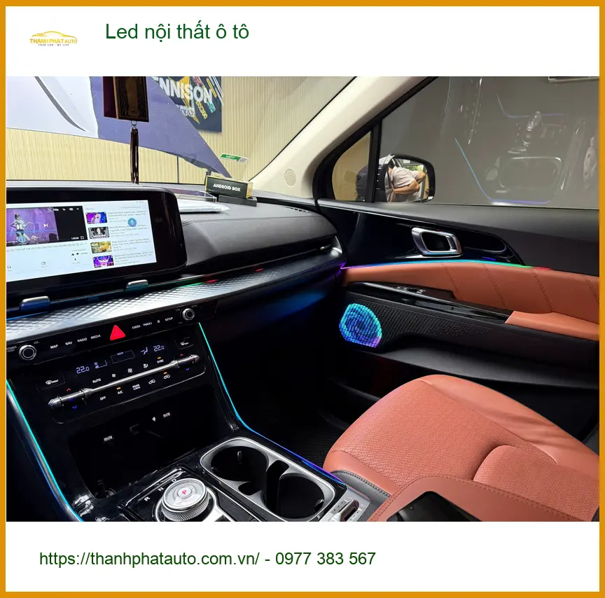Anh Dũng lắp Led nội thất ô tô cho Hyundai Accent tại Quận Thủ Đức để tăng vẻ sang trọng ảnh thực tế 2