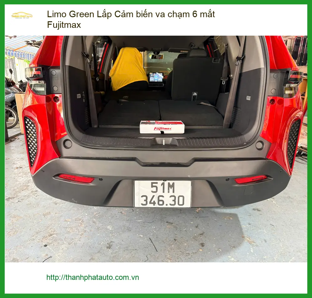 Anh Bình lắp cảm biến 6 mắt Fujitmax cho Limo Green ở Quận Bình Tân ảnh thực tế 2