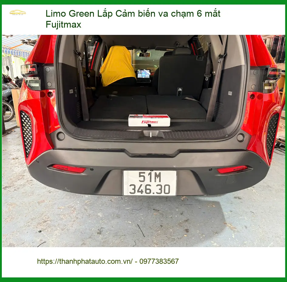 Chị Thu lắp cảm biến va chạm 6 mắt Fujitmax Honda CRV Quận 10 tự tin lùi đỗ ảnh thực tế 3