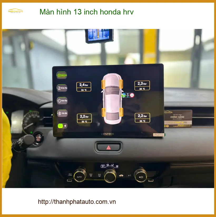 Anh Tấn lắp màn hình 13 inch Honda HR-V tại Quận 1 vì màn zin quá nhỏ ảnh thực tế 4