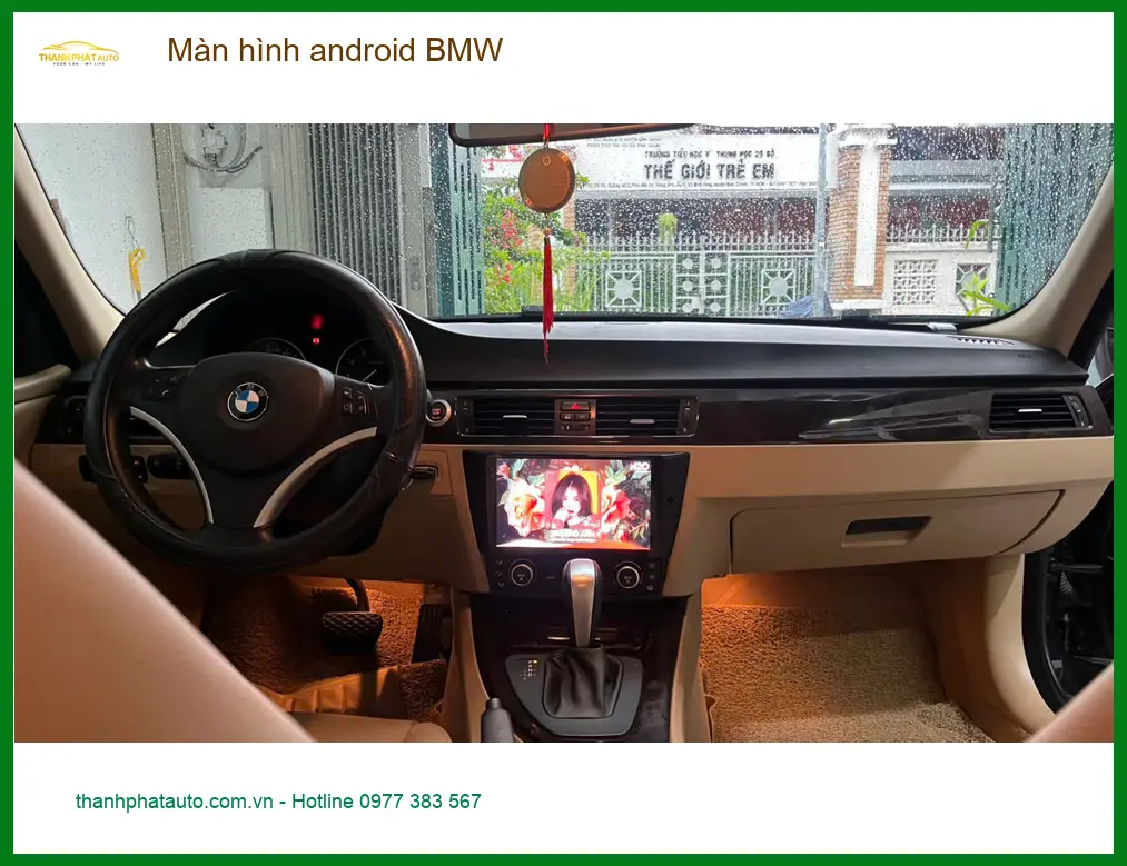Anh Hưng nâng cấp màn hình Android cho BMW 3 Series tại Quận 6 vì màn zin cũ kỹ ảnh thực tế 2