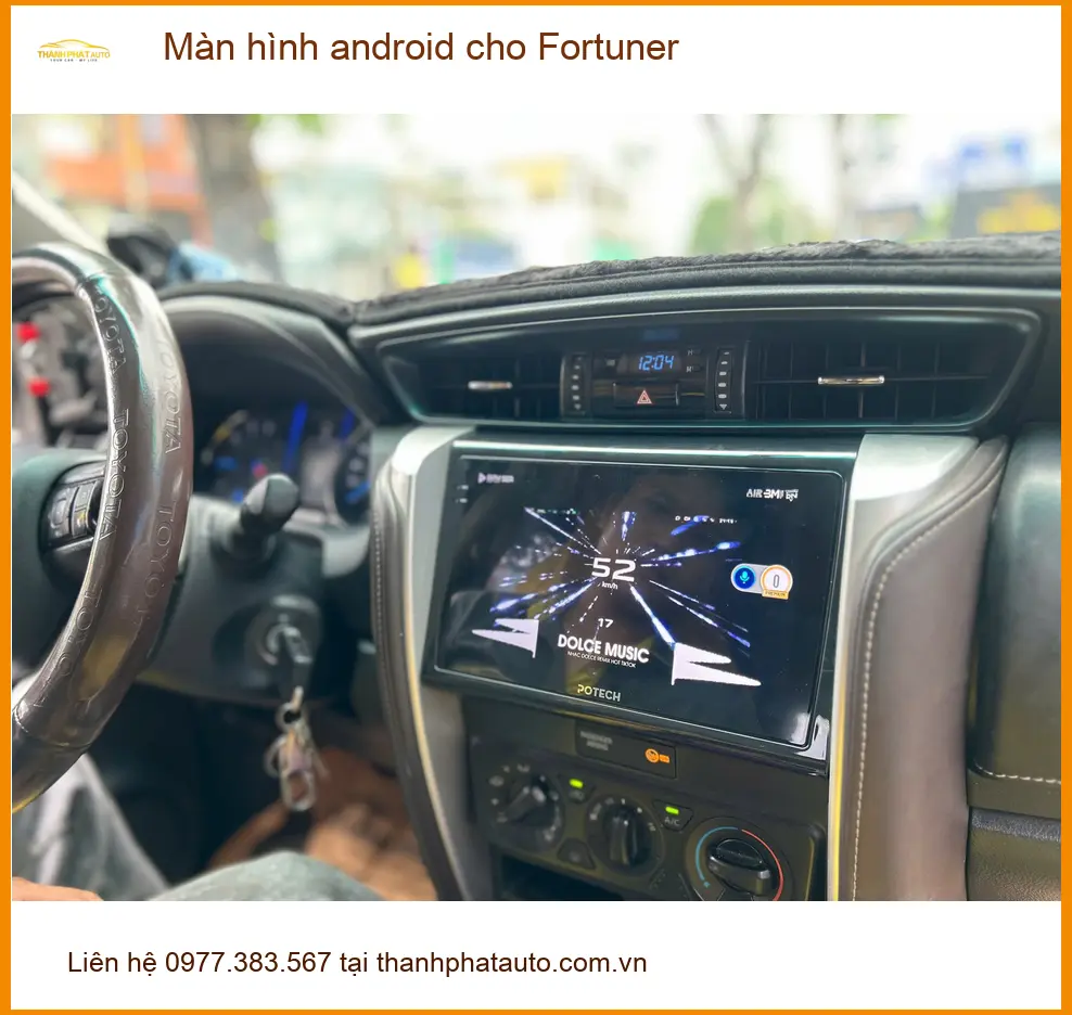 Anh Duy lắp màn hình android cho Fortuner tại Quận 9 vì màn zin cũ đã quá lỗi thời. ảnh thực tế 4