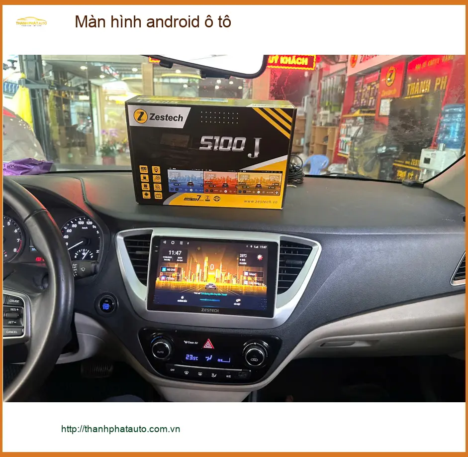 Anh Tùng lắp màn hình Android ô tô Kia K3 tại Quận 12 để lái xe tiện nghi hơn
