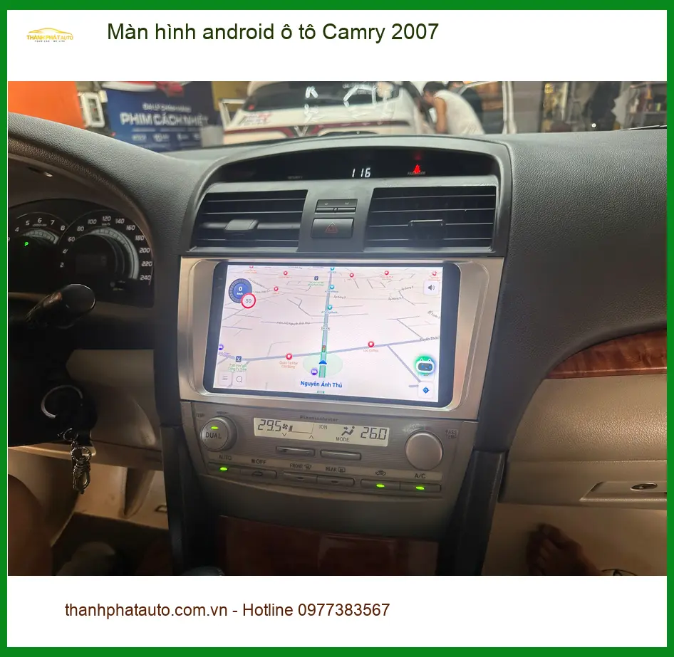 Anh Minh nâng cấp màn hình Android ô tô Camry 2007 tại Quận 5