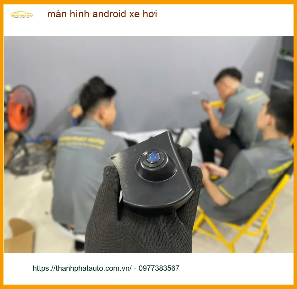 Anh Tùng lắp màn hình Android xe hơi cho Hyundai Accent tại Quận 9