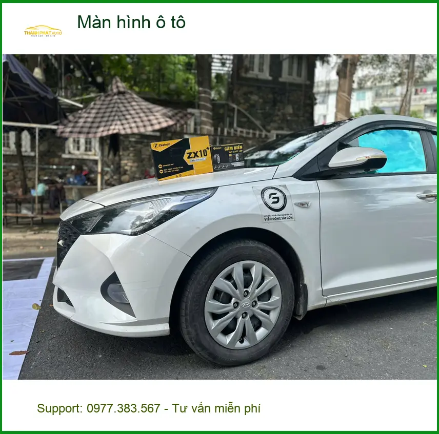 Chú Lâm nâng cấp màn hình ô tô cho Suzuki XL7 tại Quận 9 để giải trí tiện lợi hơn