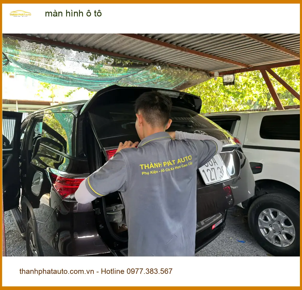 Anh Khải nâng cấp màn hình ô tô Android cho Honda HR-V tại Quận Phú Nhuận