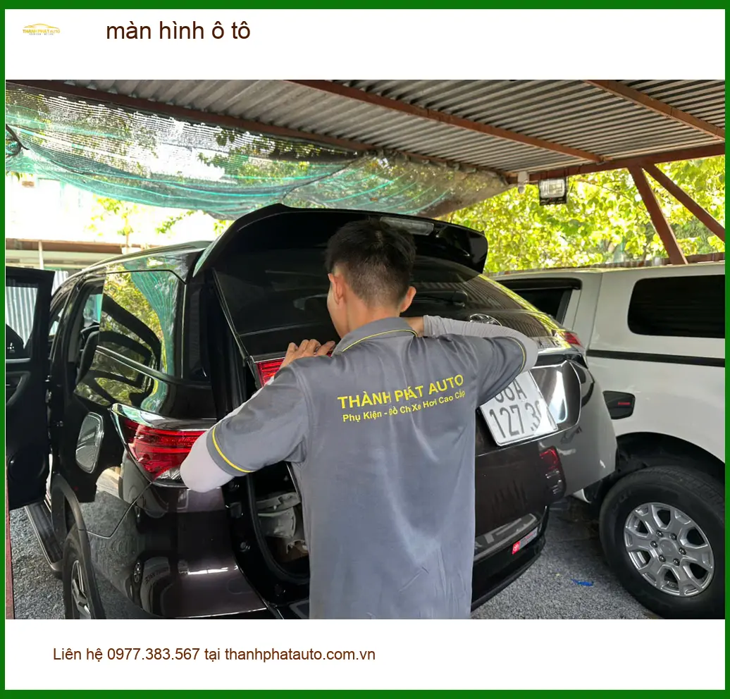 Anh Dũng lắp màn hình ô tô Android cho Hyundai Elantra tại Quận 10 để xem YouTube ảnh thực tế 2