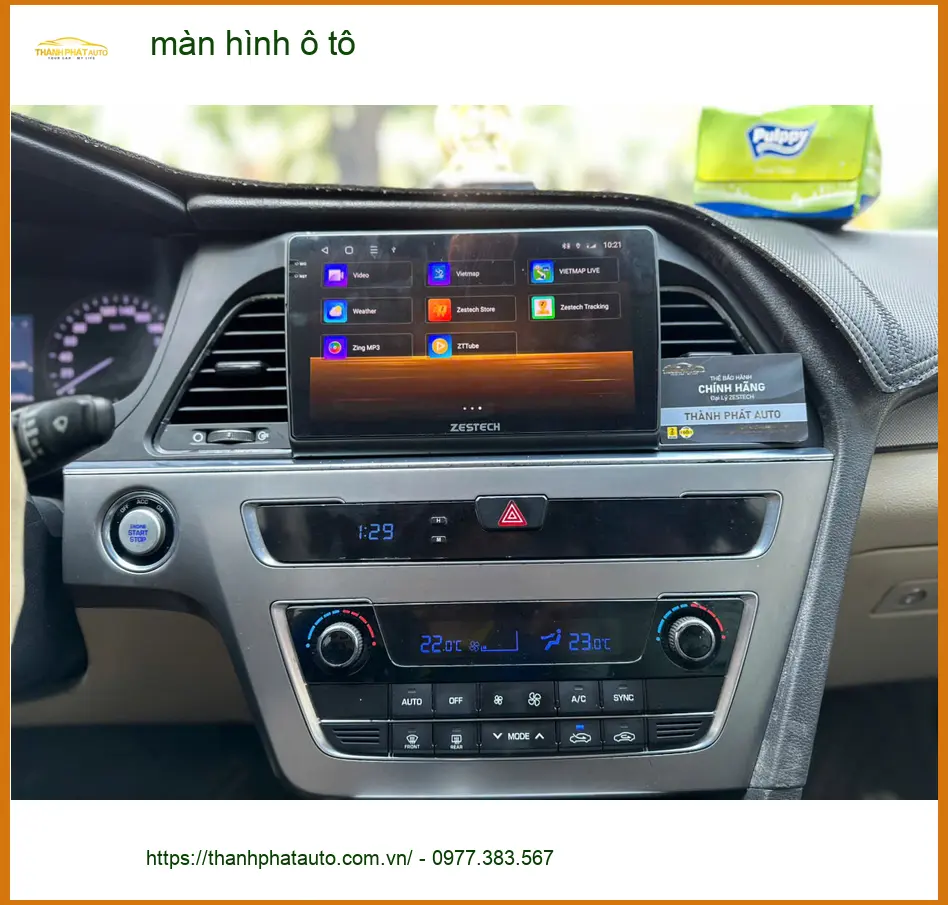 Chú Minh lắp màn hình ô tô Honda CRV tại Quận 5 để có dẫn đường thông minh