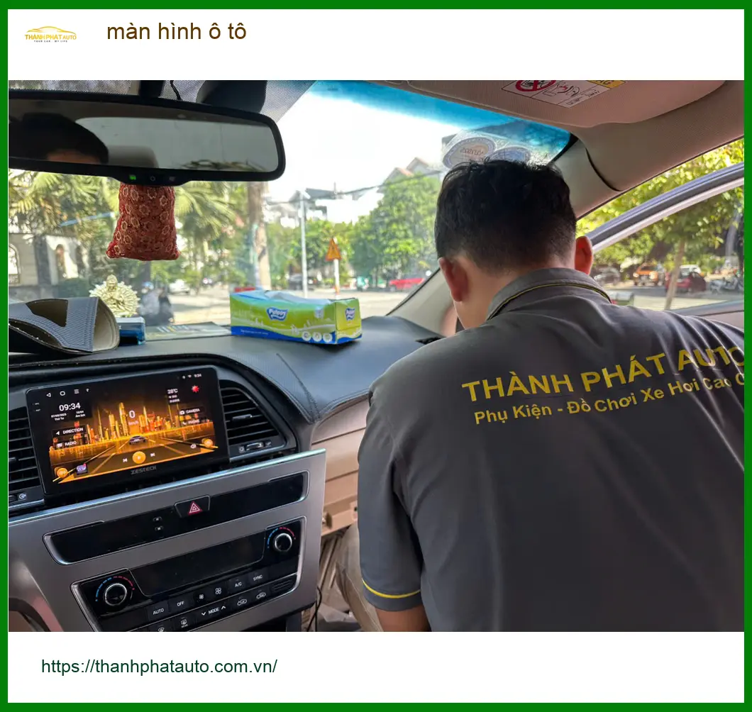 Chú Minh lắp màn hình ô tô Honda CRV tại Quận 5 để có dẫn đường thông minh ảnh thực tế 2