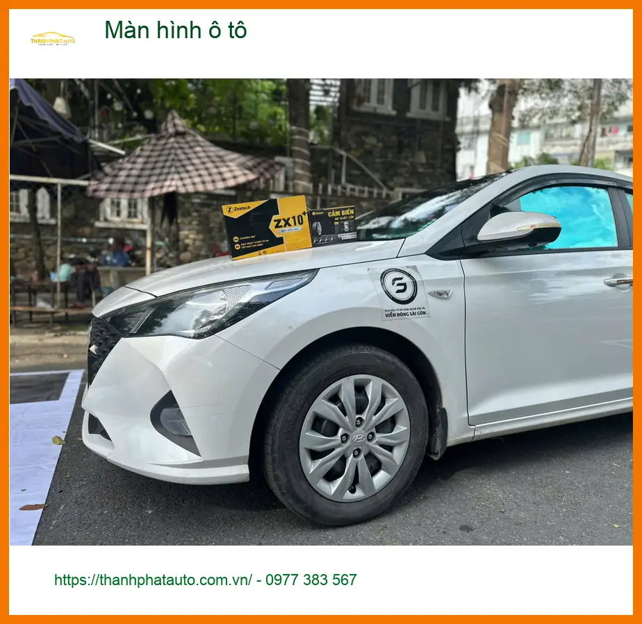 Anh Tùng nâng cấp màn hình ô tô Hyundai Accent Quận 10 vì màn zin không có định vị ảnh thực tế 5