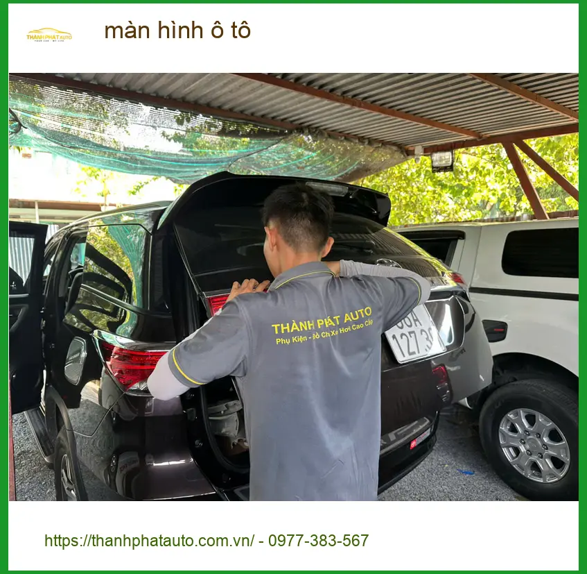 Chú Cường lắp màn hình ô tô Hyundai Accent tại Quận 9 chính hãng ảnh thực tế 2