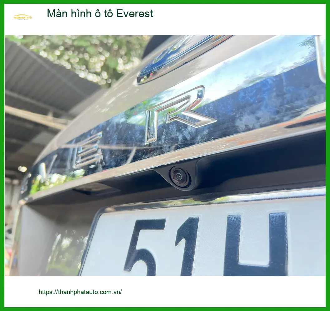 Anh Tuấn Khải lắp màn hình ô tô Everest tại Thủ Đức vì màn zin cũ đã lỗi thời ảnh thực tế 5