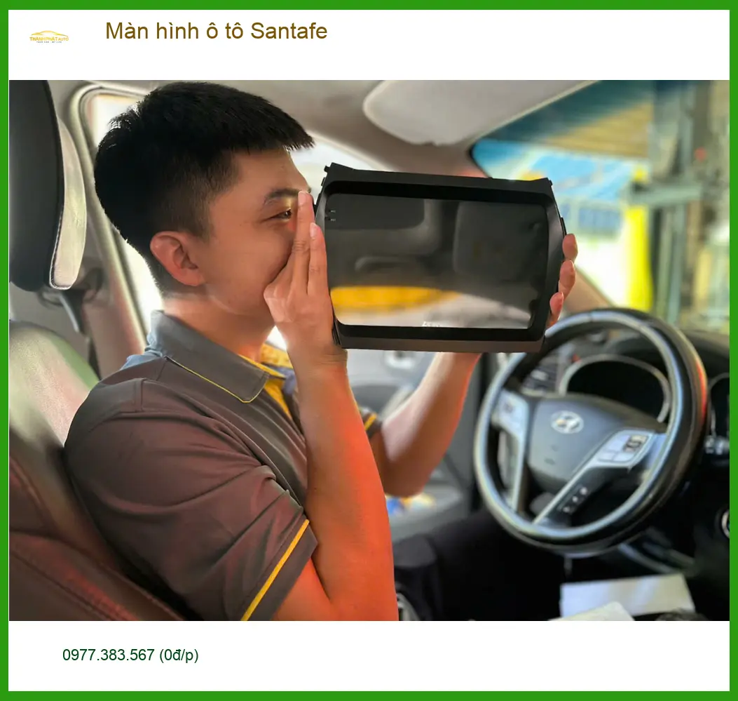 Anh Tùng lắp màn hình ô tô Santafe Quận Huyện Nhà Bè vì màn hình cũ bị đơ liên tục ảnh thực tế 3