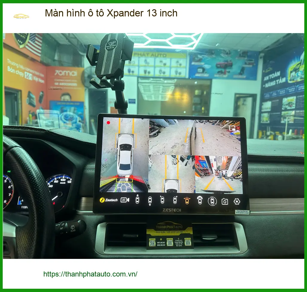 Anh Khải nâng cấp màn hình 13 inch cho Xpander ở Quận 9 do màn hình zin chậm phản hồi