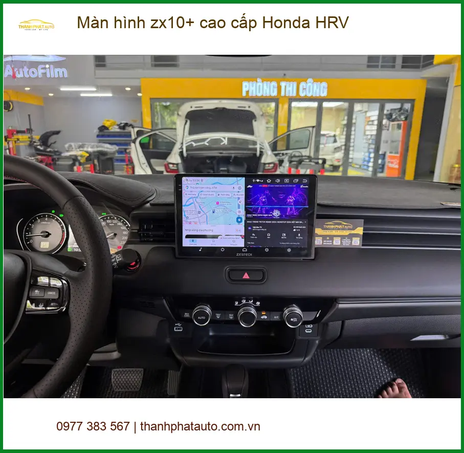 Cô Liên lắp màn hình ZX10+ cao cấp Honda HRV tại Quận 8, để trải nghiệm công nghệ. ảnh thực tế 2