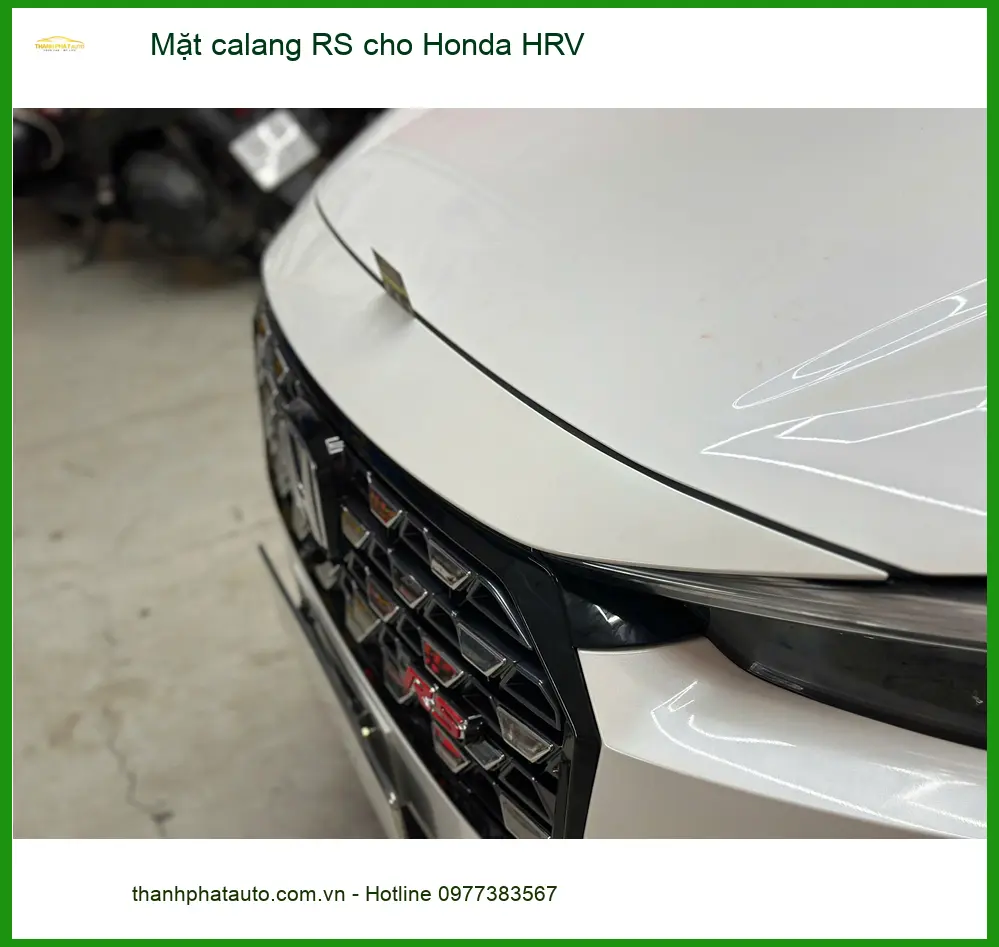 Anh Tuấn Kiệt lắp mặt calang RS cho Honda HRV tại Quận Tân Phú để thay đổi diện mạo xe ảnh thực tế 4