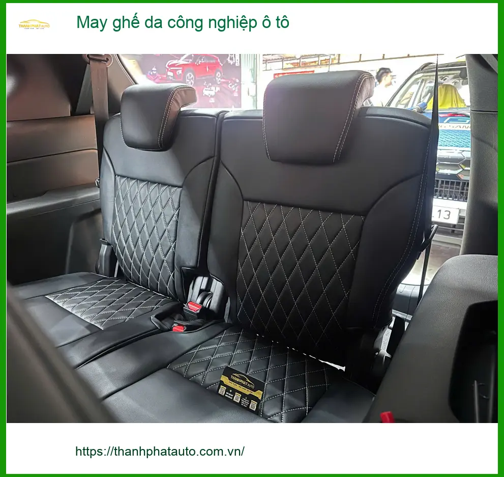 Anh Trung bọc ghế da công nghiệp cho Mazda CX5 tại Quận Tân Phú