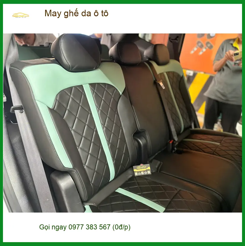 Chị Hương Giang may ghế da ô tô Mazda 3 tại Quận 4 để nội thất sang trọng hơn ảnh thực tế 4