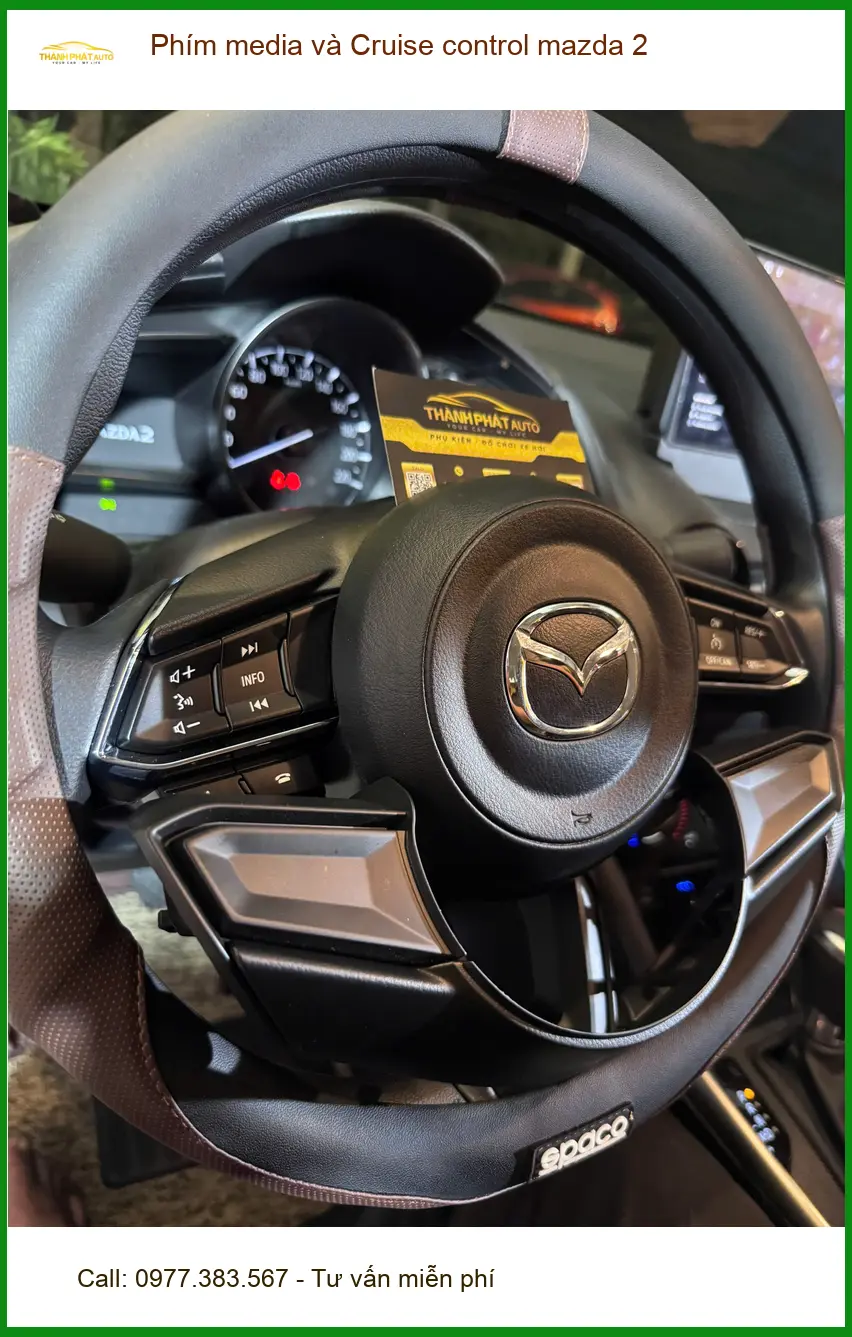 Chị Thảo lắp Phím media và Cruise control Mazda 2 Quận Nhà Bè để lái nhàn hơn ảnh thực tế 4