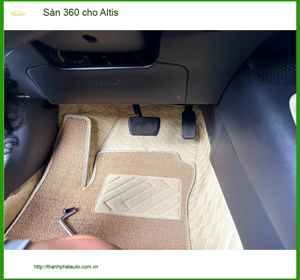 Anh Trọng lắp Sàn 360 cho Toyota Altis tại Nhà Bè để nội thất xe luôn sạch sẽ ảnh thực tế 2