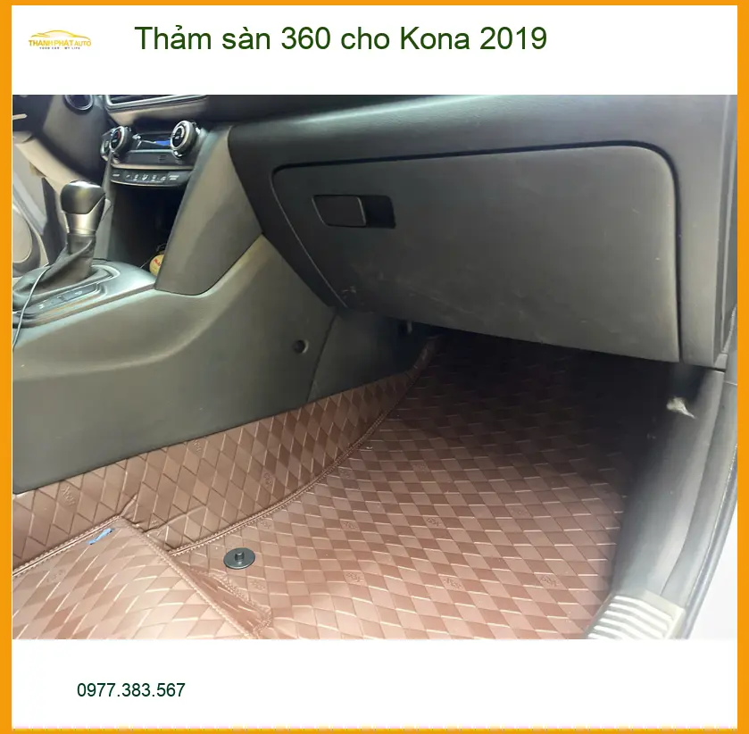 Anh Quang bọc thảm sàn 360 cho Kona 2019 tại Quận 9 muốn nội thất luôn sạch sẽ