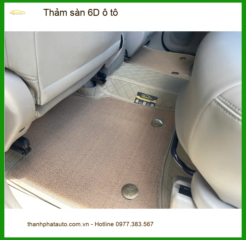 Chị An lắp thảm sàn 6D ô tô cho Outlander tại Quận 2 để nội thất sạch đẹp ảnh thực tế 3