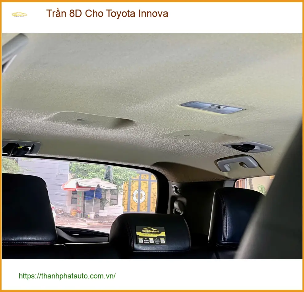 Anh Tùng lắp Trần 8D cho Toyota Innova tại Quận 9 để xe sang trọng hơn ảnh thực tế 3