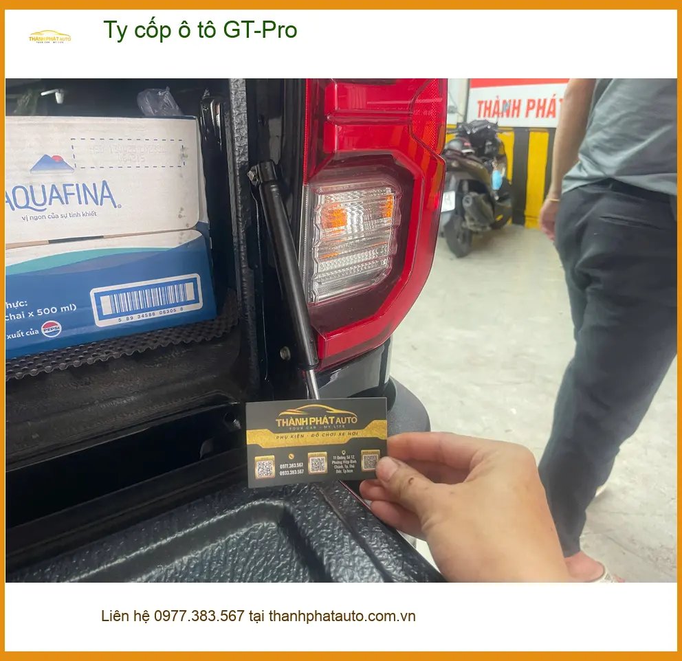 Anh Quang Minh nâng cấp Ty cốp ô tô GT-Pro cho Hyundai Santa Fe tại Thủ Đức ảnh thực tế 3