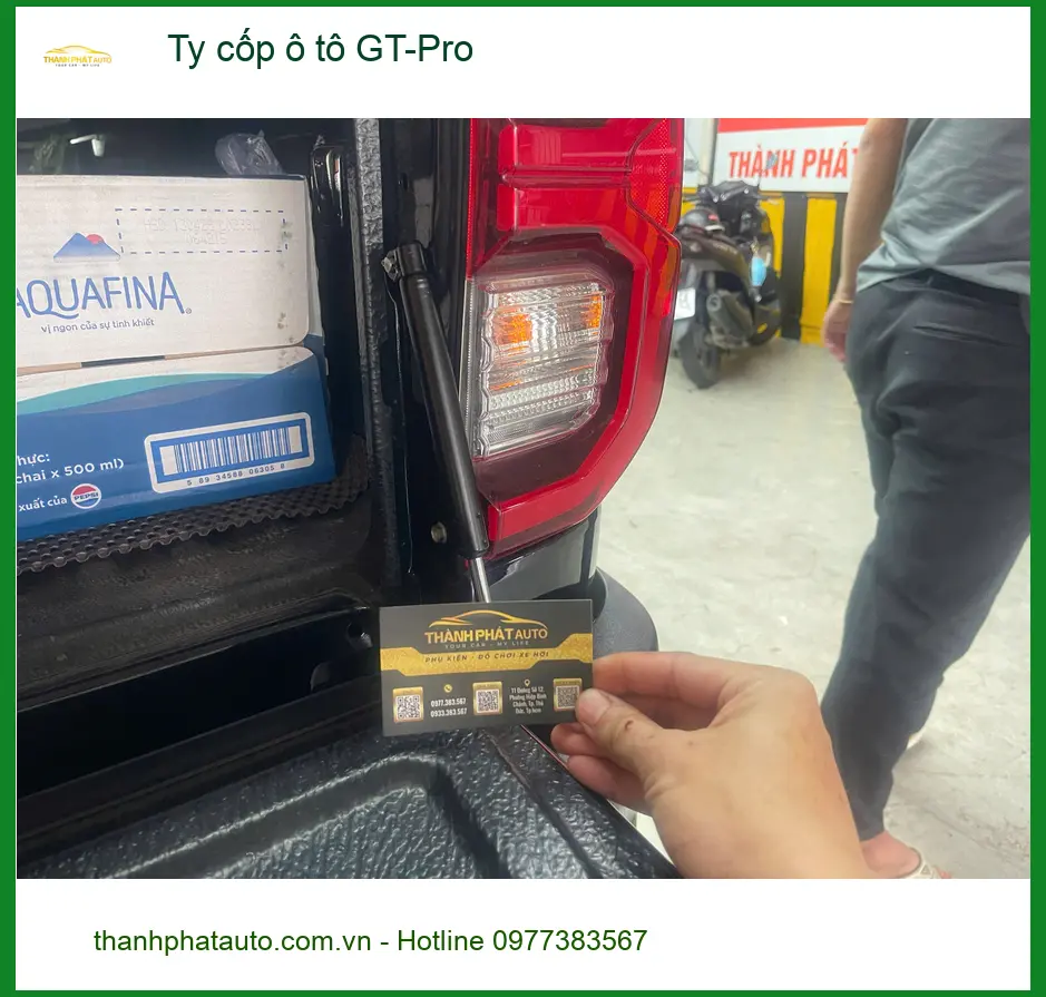 Anh Khang lắp Ty cốp ô tô GT-Pro cho Hyundai Creta tại Quận 11 vì cốp xe nặng ảnh thực tế 2