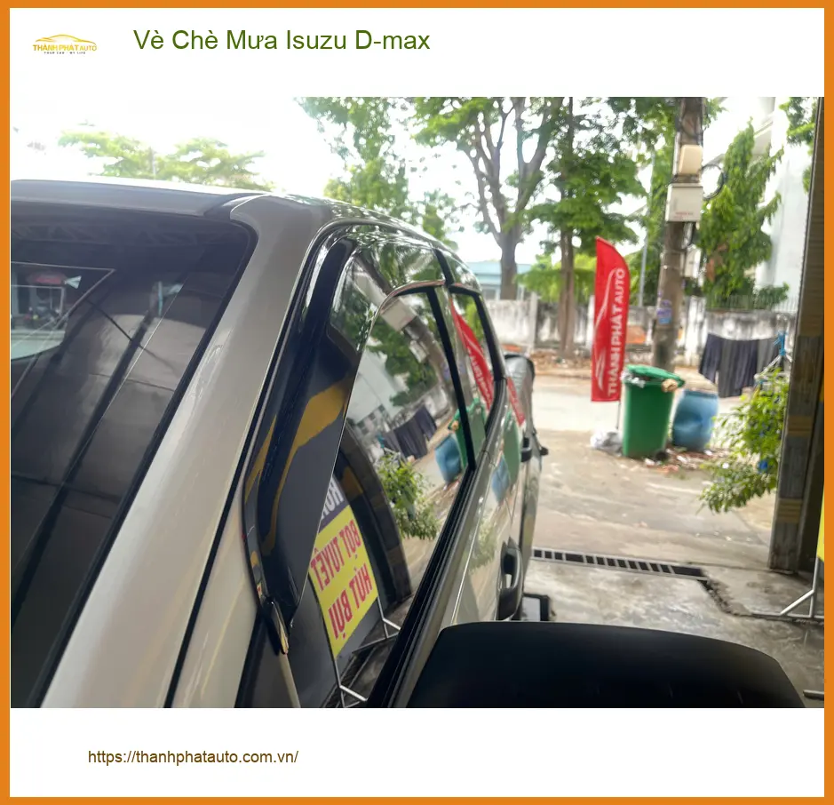 Anh Thành lắp Vè Che Mưa Isuzu D-max tại Quận Thủ Đức để xe không bị hắt nước mưa