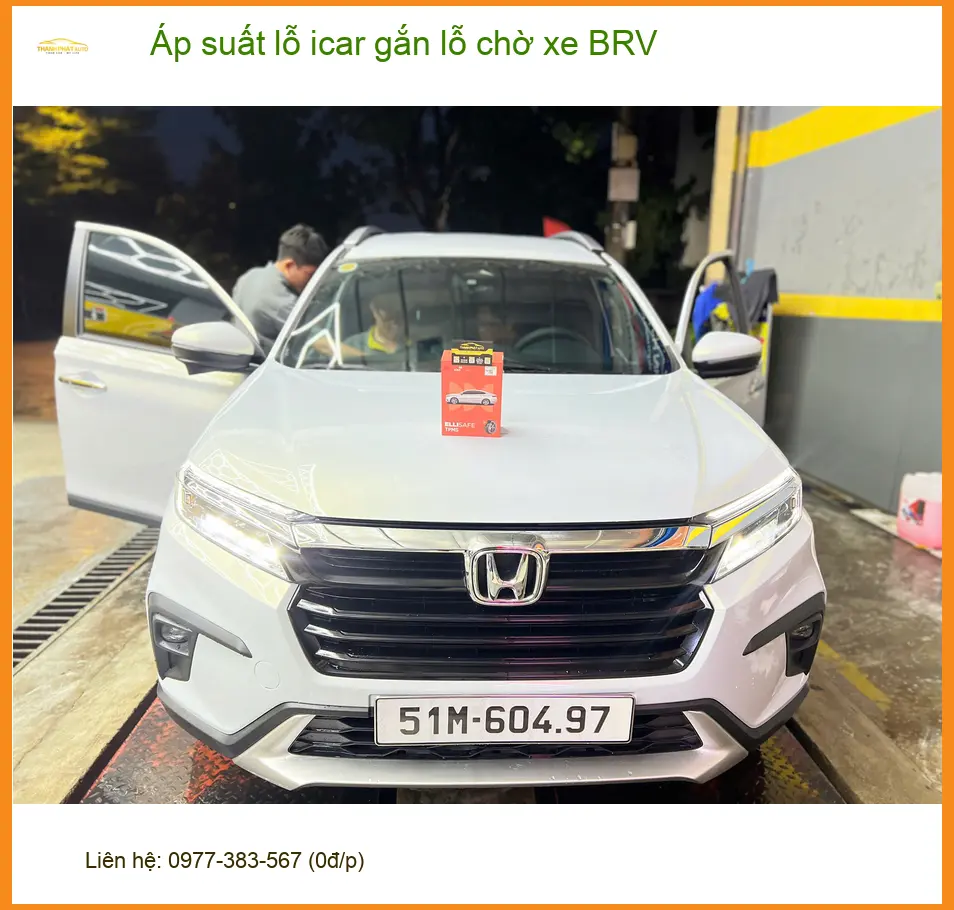 Anh Tùng lắp cảm biến áp suất lốp iCar gắn lỗ chờ xe BRV Quận Thủ Đức