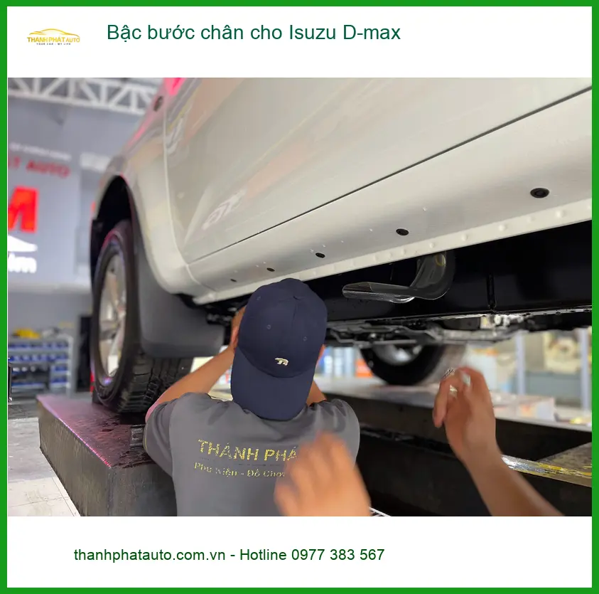 Chị Thanh lắp bậc bước chân cho Isuzu D-max tại Cần Giờ để xe trông mạnh mẽ hơn ảnh thực tế 2