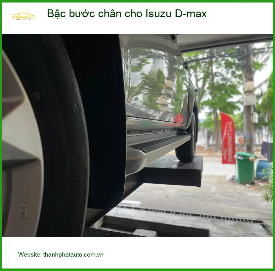 Chị Thanh lắp bậc bước chân cho Isuzu D-max tại Cần Giờ để xe trông mạnh mẽ hơn ảnh thực tế 3