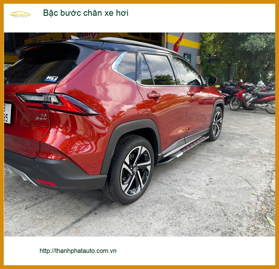 Chị Thảo lắp bậc bước chân xe hơi cho Hyundai SantaFe tại Quận 4 ảnh thực tế 3