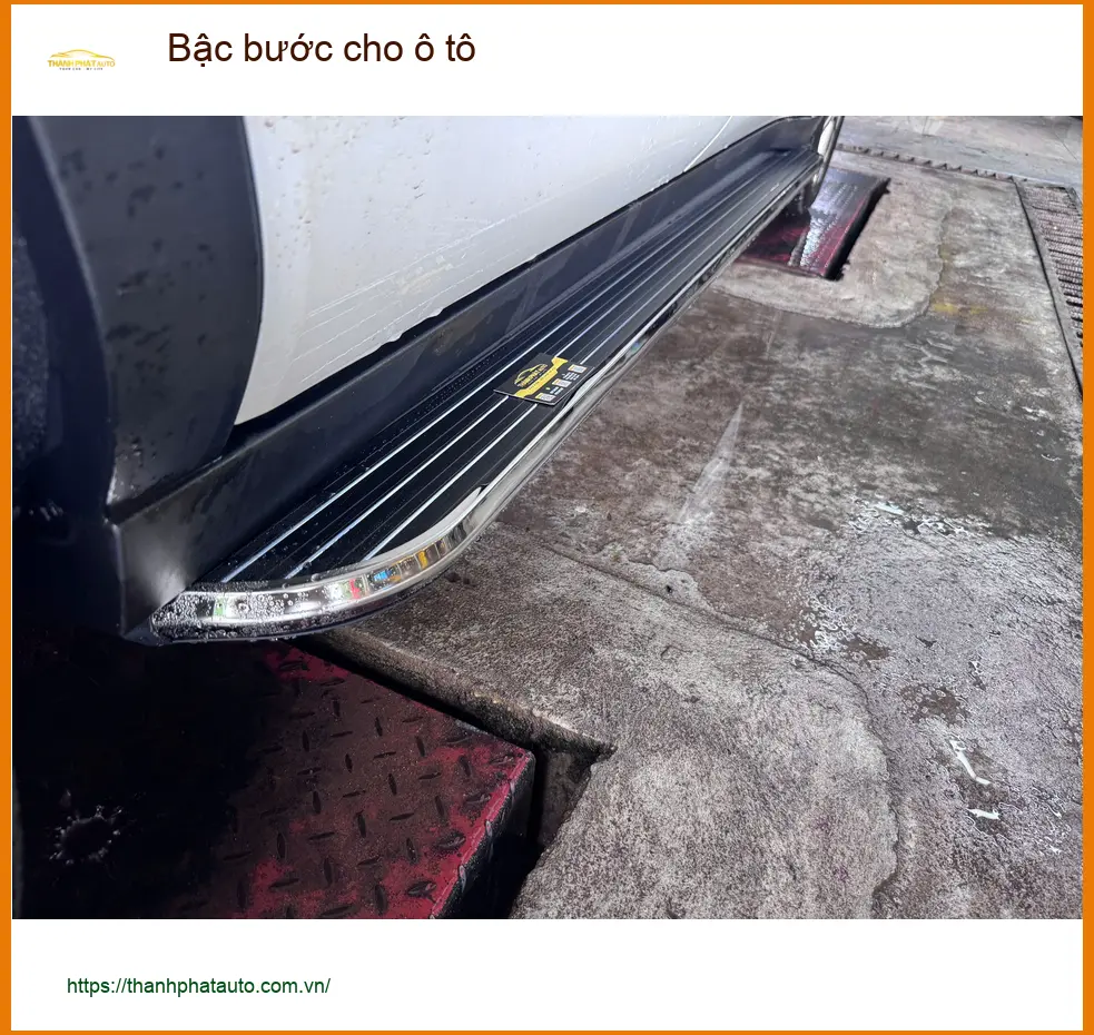 Ông Thắng lắp bậc bước cho Ford Everest ở Củ Chi tiện cho gia đình ảnh thực tế 5